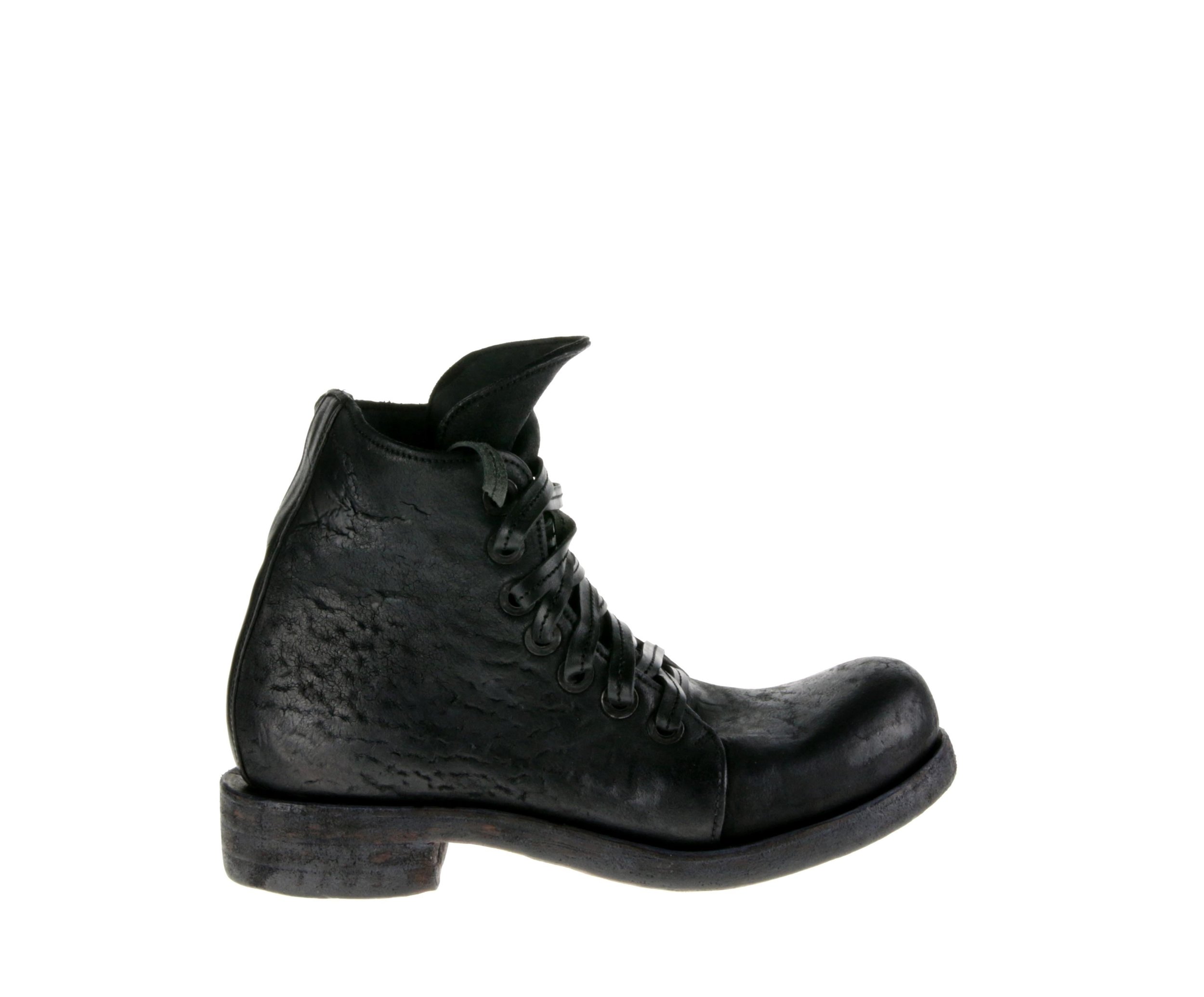 7Hole Boot Black Culatta Outside.jpg