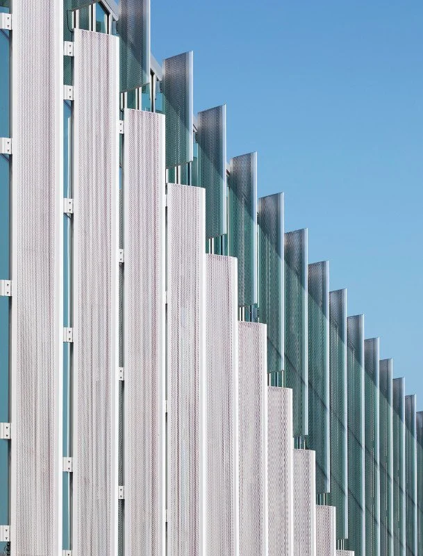 Charlotte Douglas Int_l_TerminalA_72-Construction-Specialties-Louver.jpg