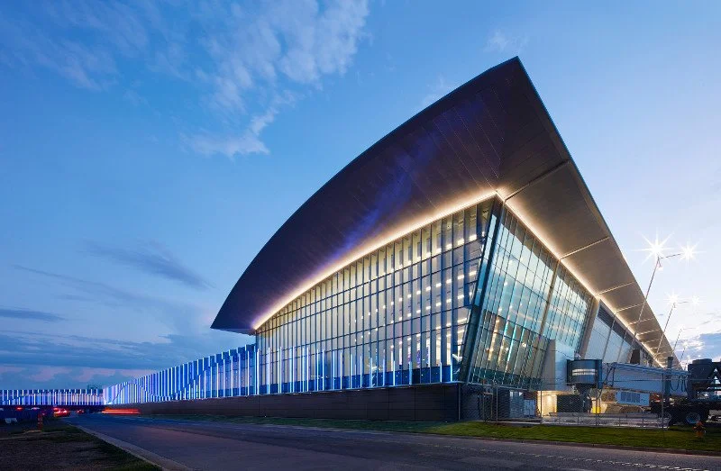 Charlotte Douglas Int_l_TerminalA_74-Construction-Specialties-Louver-LED.jpg