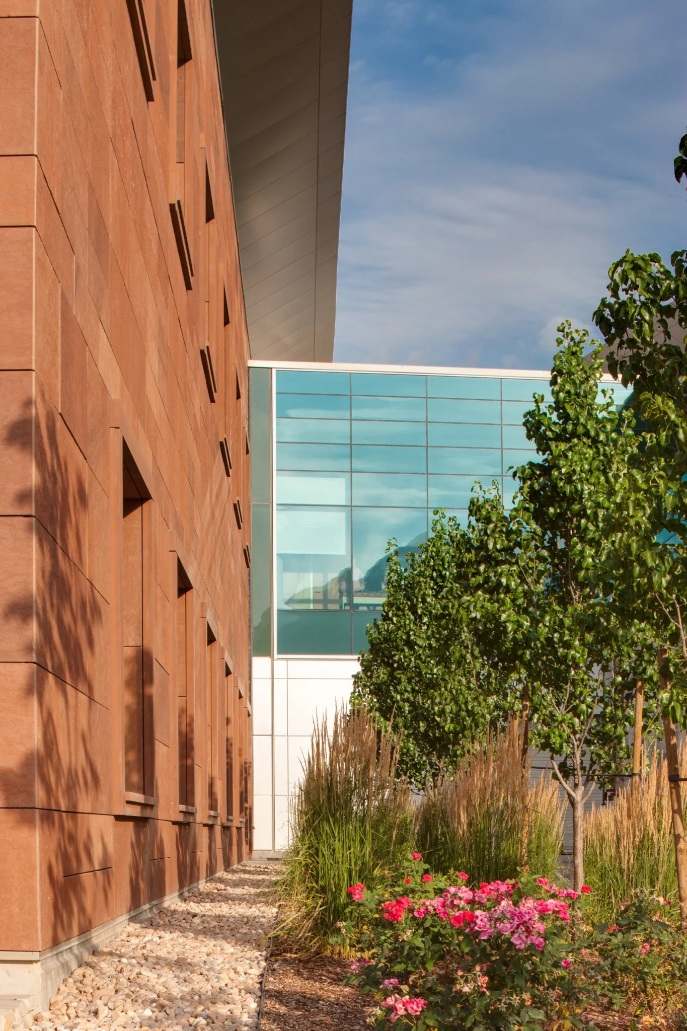Architectural-Expansion-Joint-Facade.jpg