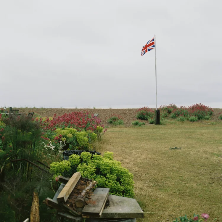 A few notes on The Edge of World