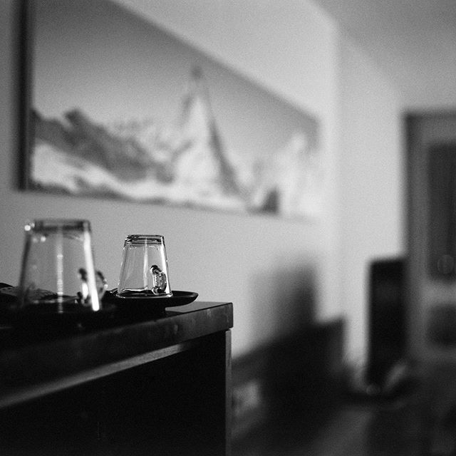 Switzerland
.
#hotelroomblues #blackandwhite #believeinfilm #filmsnotdead #filmwins #staybrokeshootfilm #shootfilm #squareformat #mediumformat #fujigf670 #canadianfilmlab #ilfordfilm #ilfordhp5 #pushed3200 #canadianfilmlab