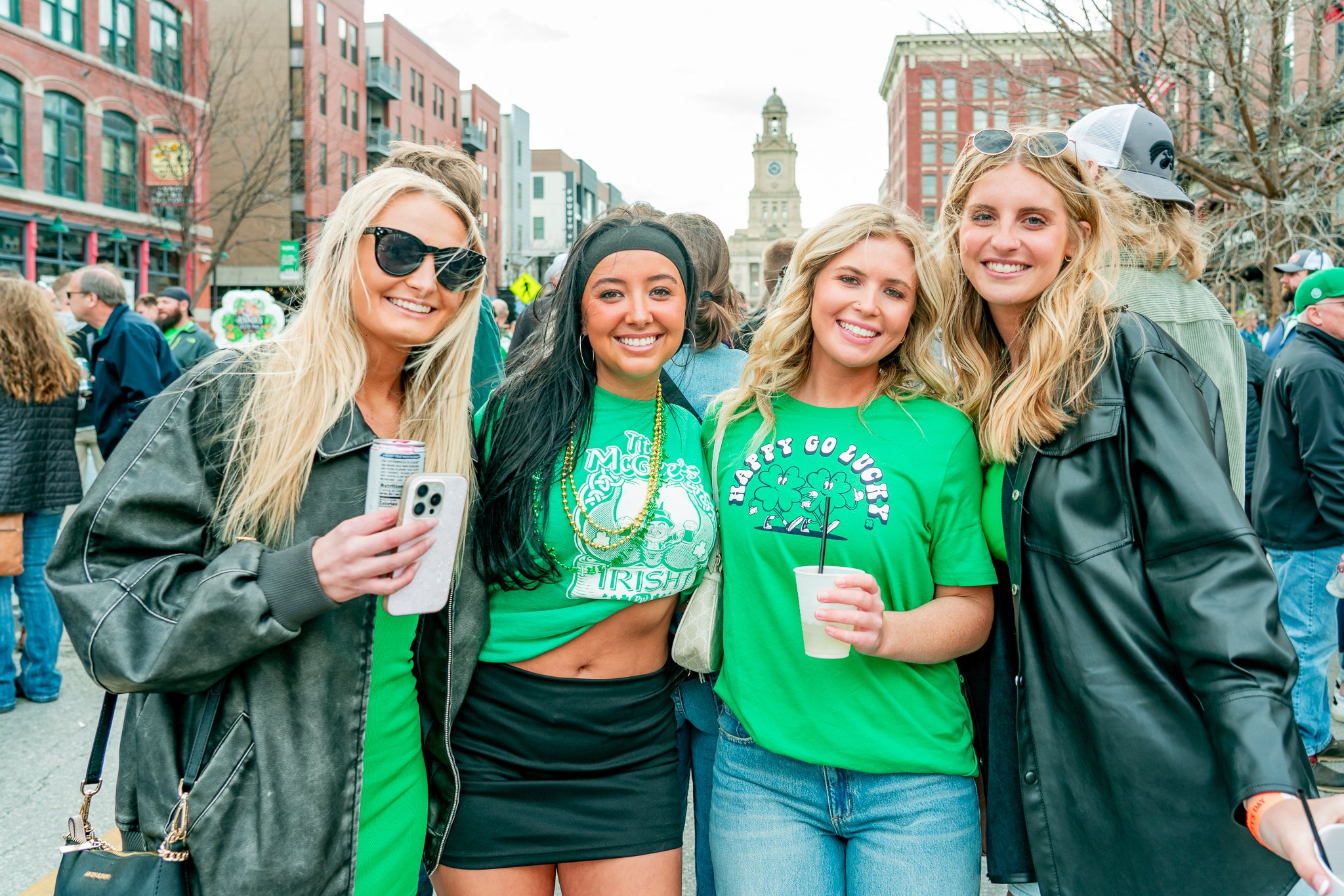 annies_irish_pub_downtown_des_moines_bar_craft_beer_festival.JPG