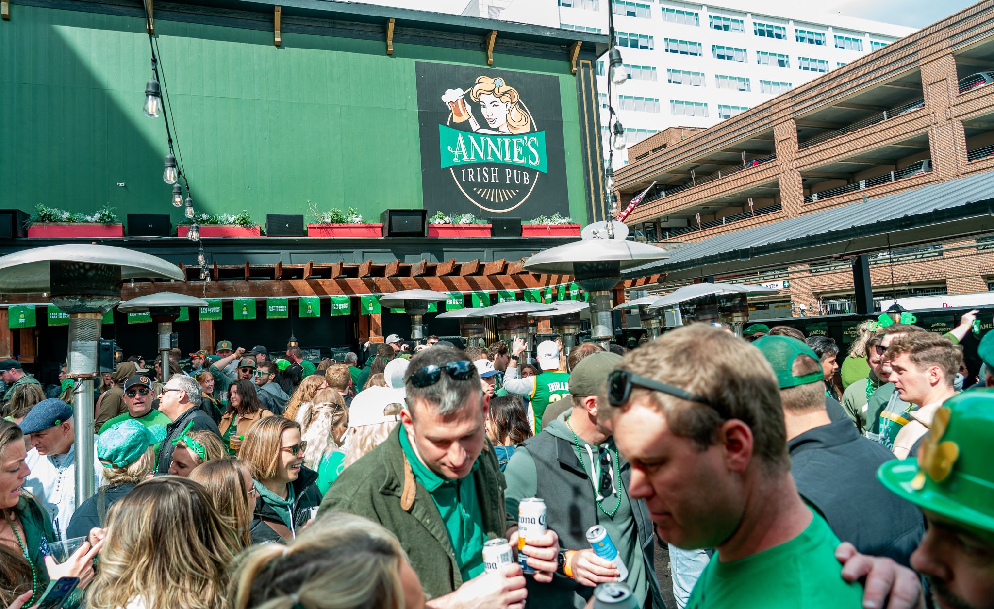 best_st_patricks_day_pubs_des_moines_area_iowa.JPG