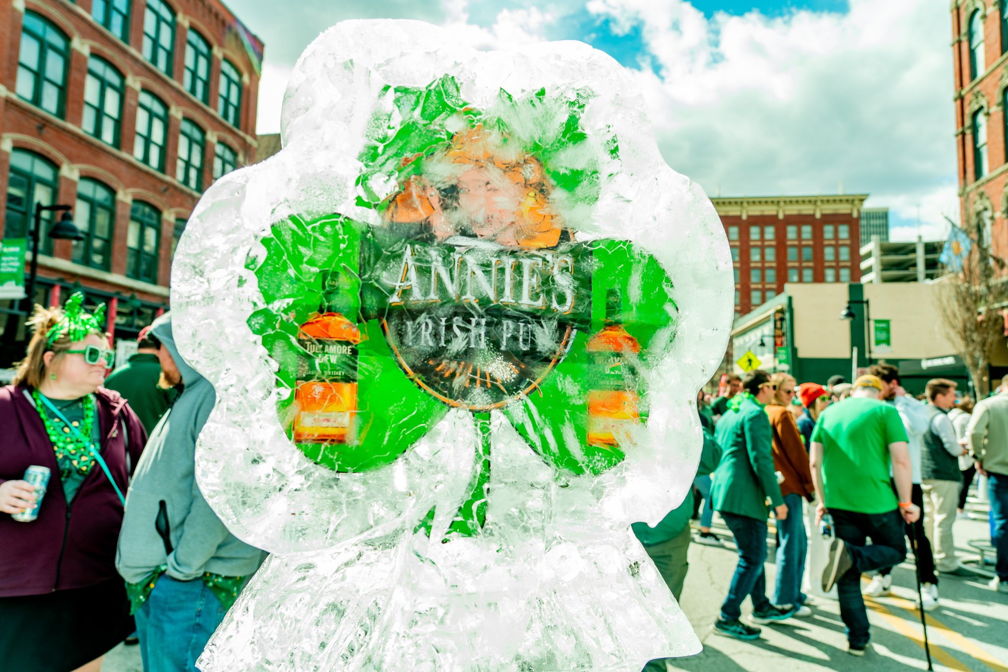 des_moines_live_irish_music_st_patricks_street_celebration_party.JPG