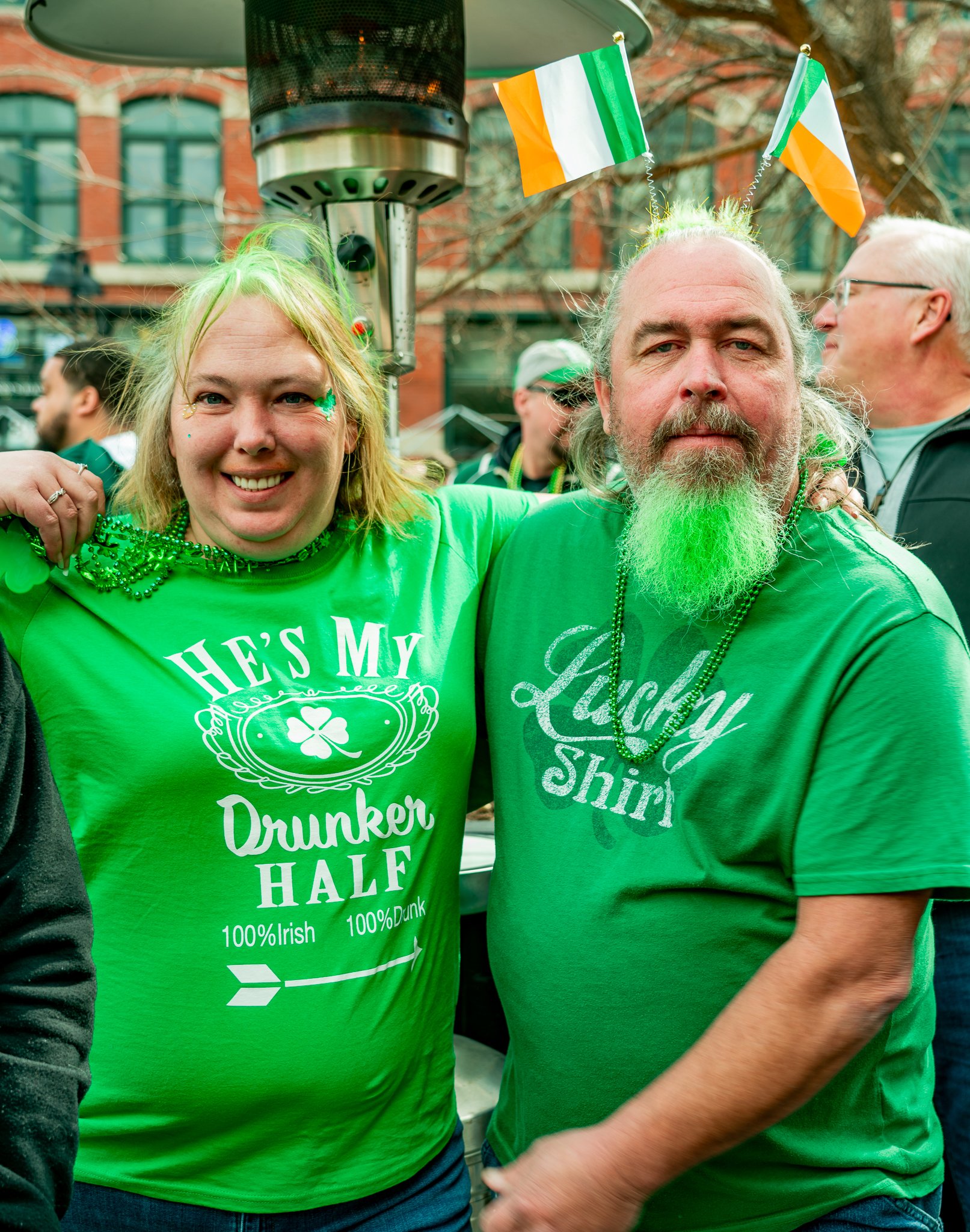 st_patricks_outdoor_patio_bash_annies_best_irish_pub_downtown_des_moines.JPG