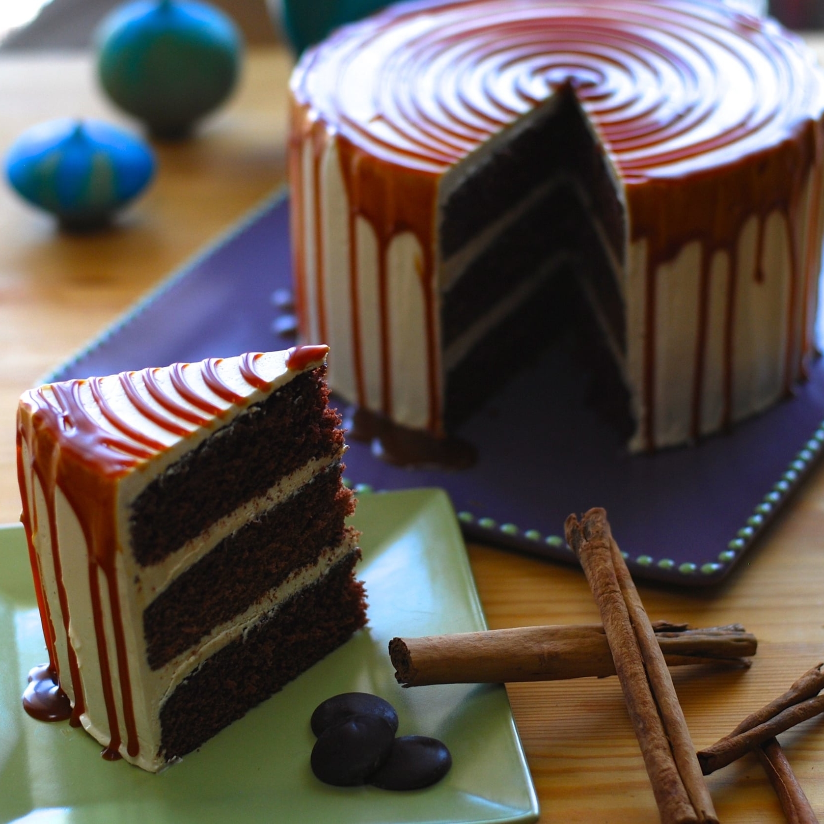SALTED CARAMEL CAKE