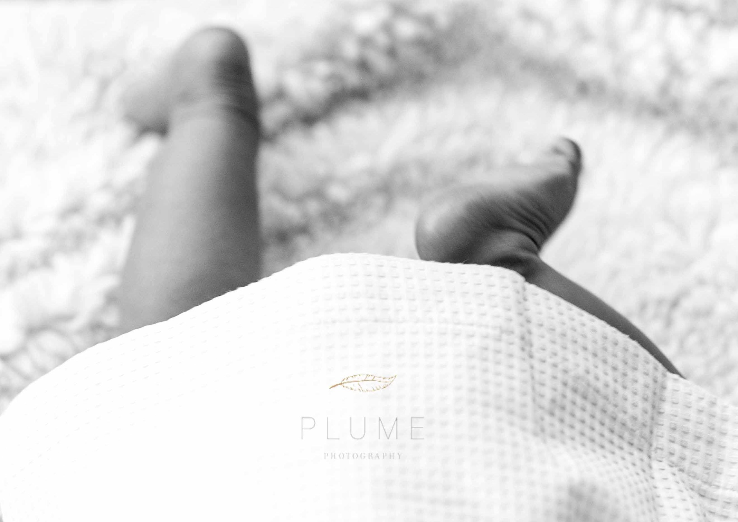 family and newborn photo session in Arlington, VA; Jabril, Laura, Leif and Logan, Thursday, July 30, 2015. Photo by Amanda Reynolds, Plume Photography