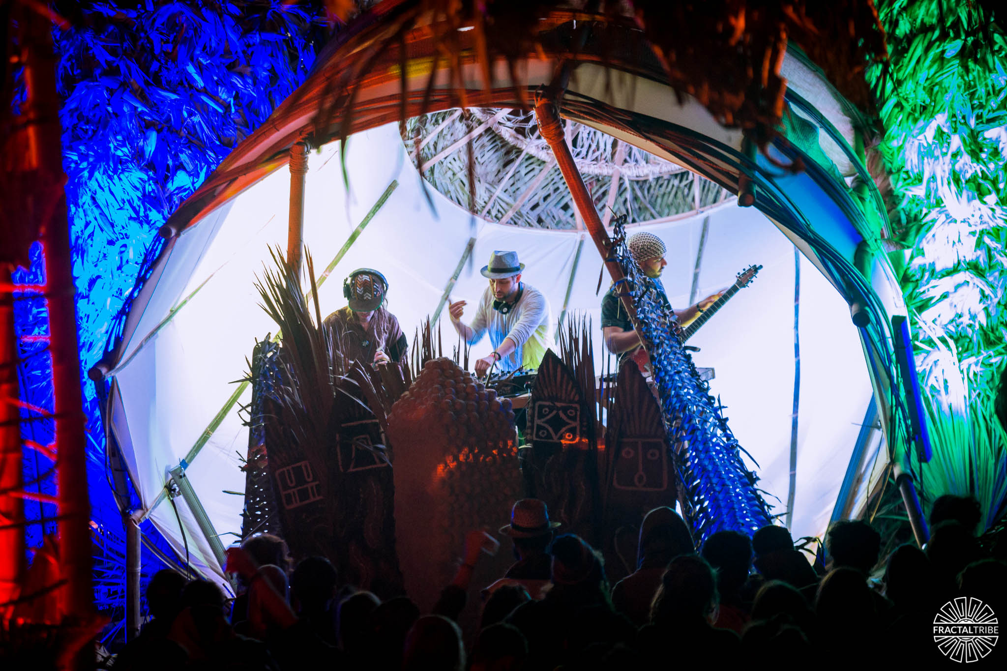 CosmicConvergence_0566-AgentsOfVibe-WM_Web.jpg