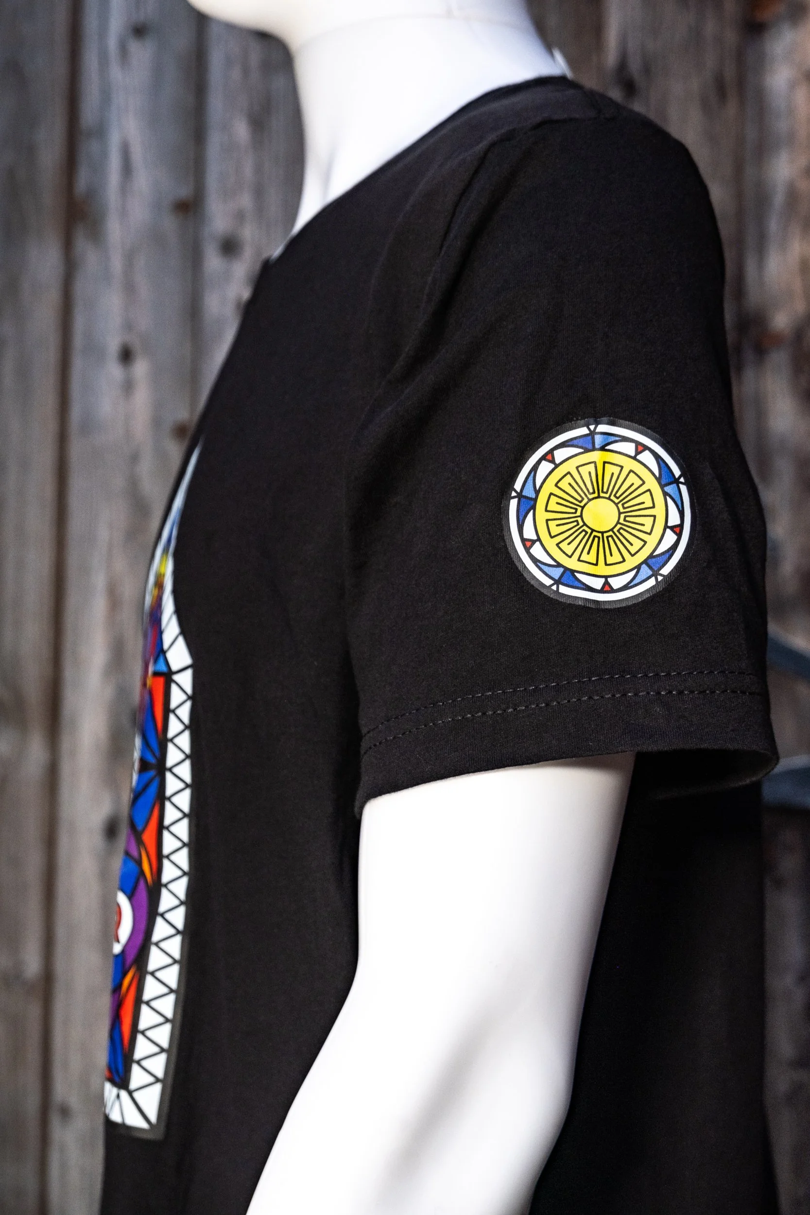 FF22_MERCH-Tshirt-5.jpg