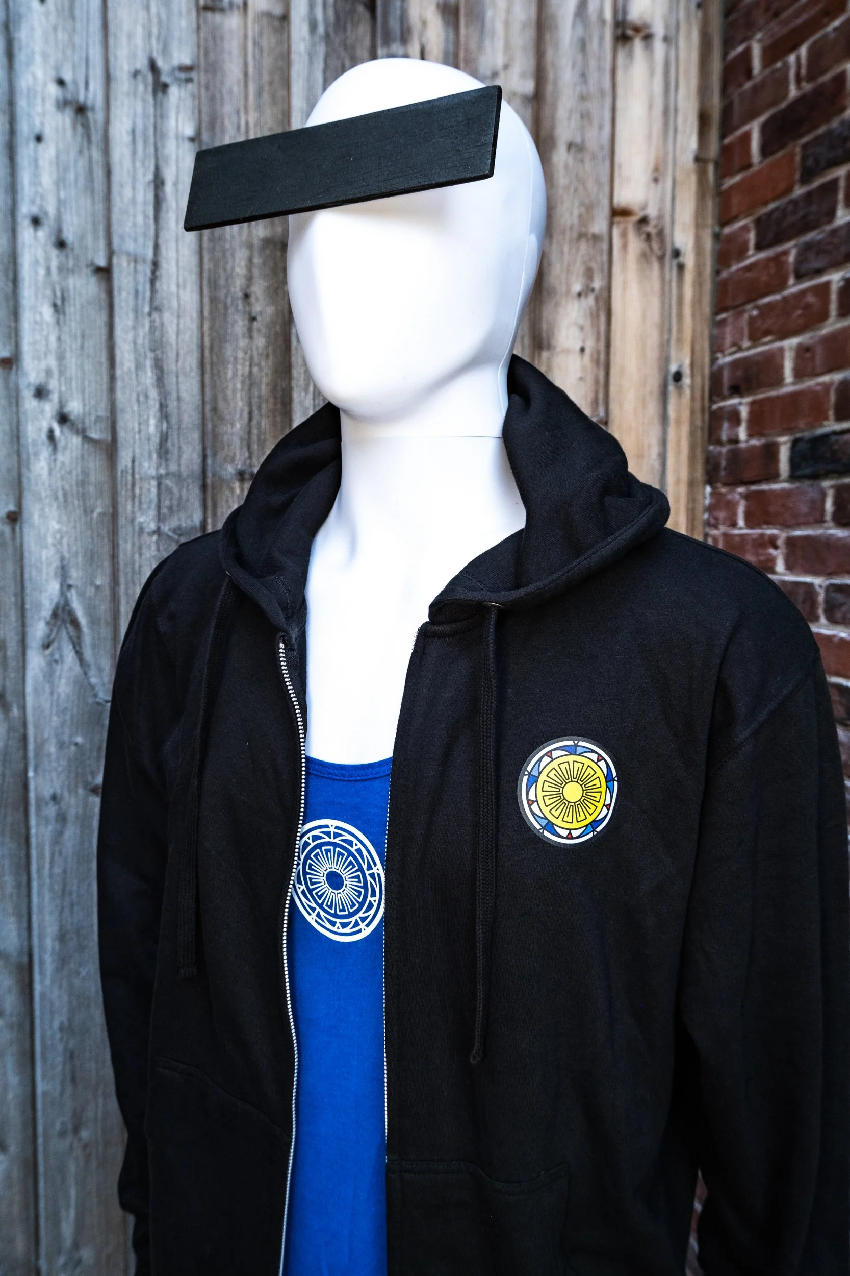 FF22_MERCH-SweatShirt-1.jpg