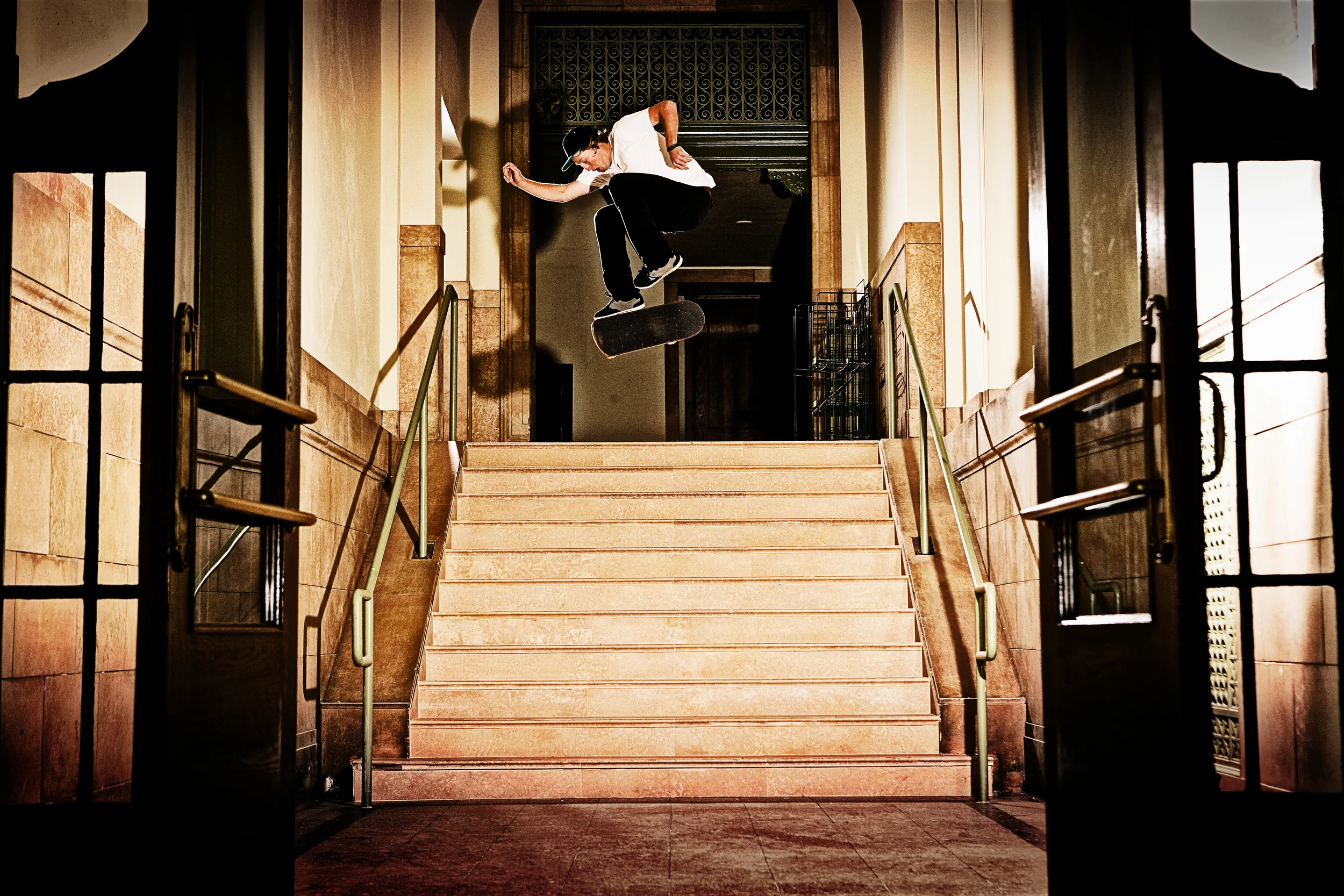 Timmy_Knuth_Hardflip_11_Hallway_02_after_f.jpg