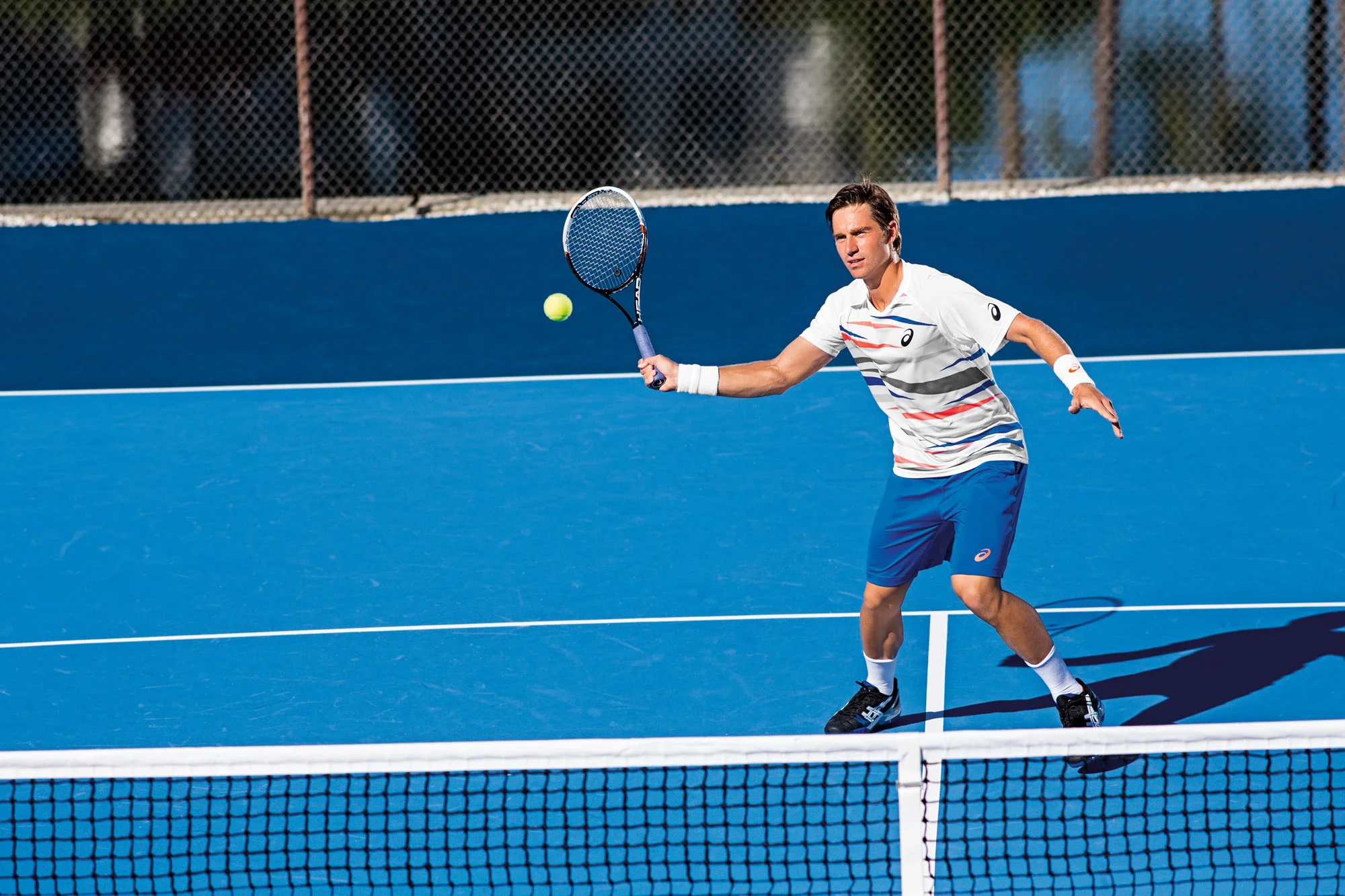 ASICSTennis_BRFL_Alex_Court2_action_022_a.jpg