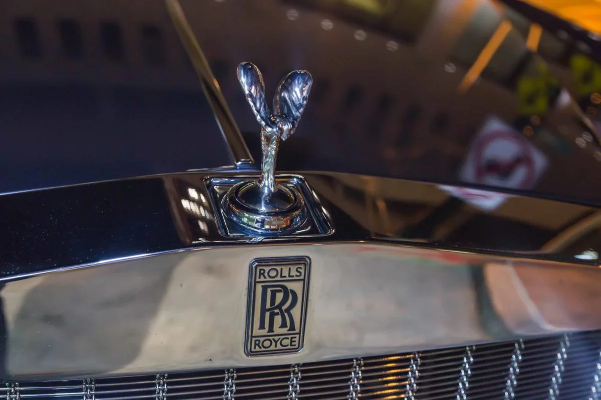 Black-Rolls-Royce.jpg