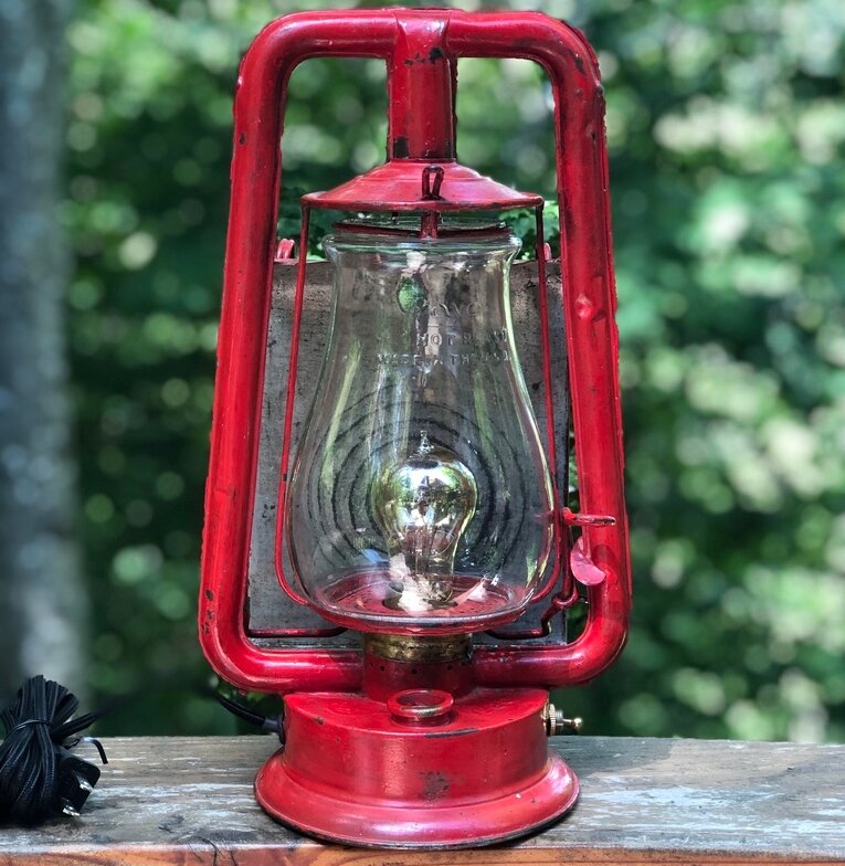 Red Dash Lamp.jpg