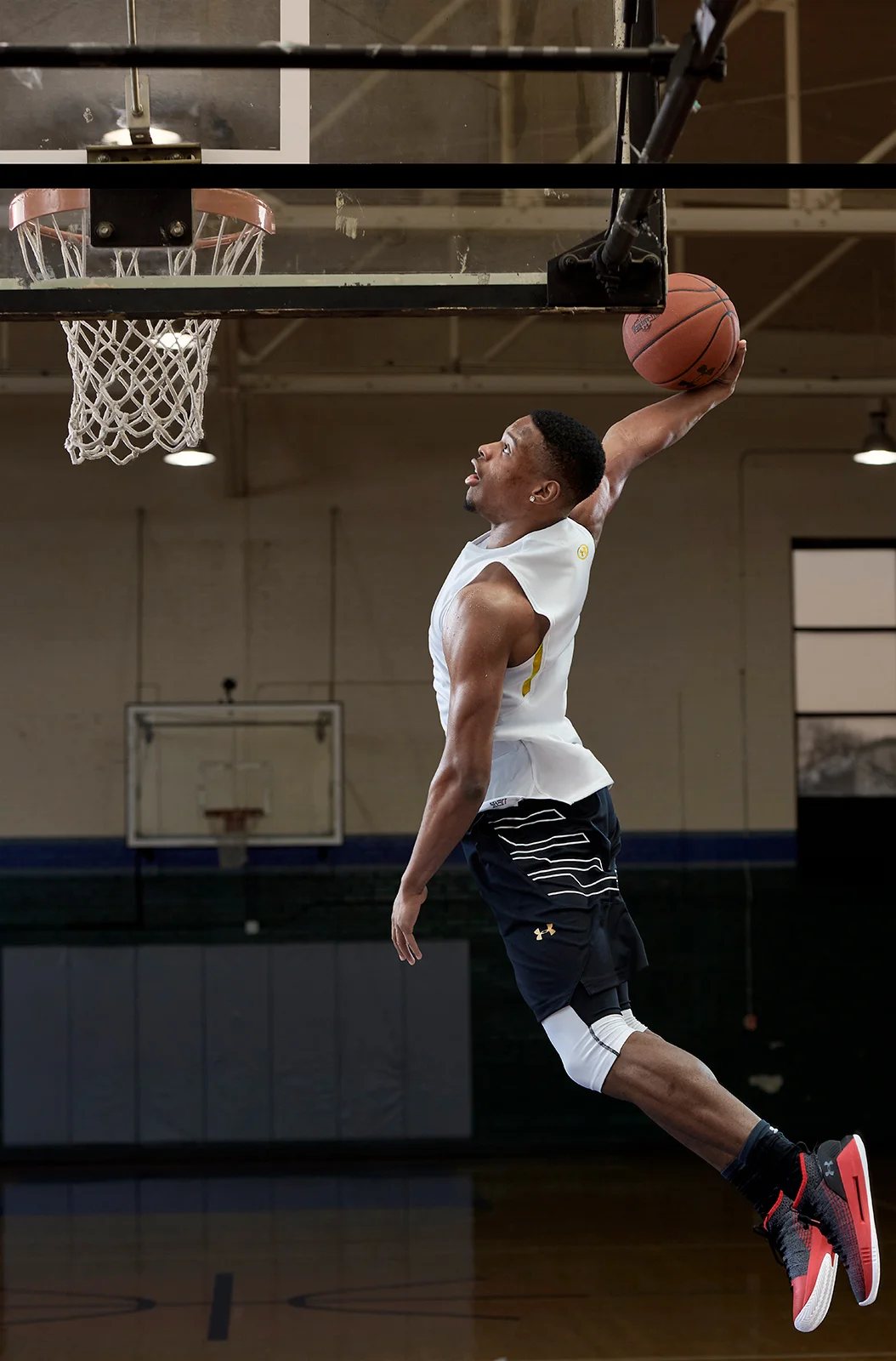 UNDERARMOUR_AFT_sRGB.jpg