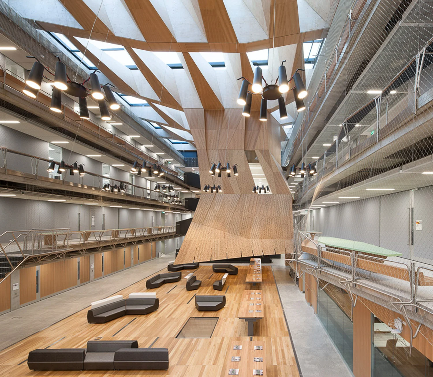 As modern and technical as the design and finish in this space are, the feeling is very much one of being in a natural and organic, cavernous space. I think it's beautiful.