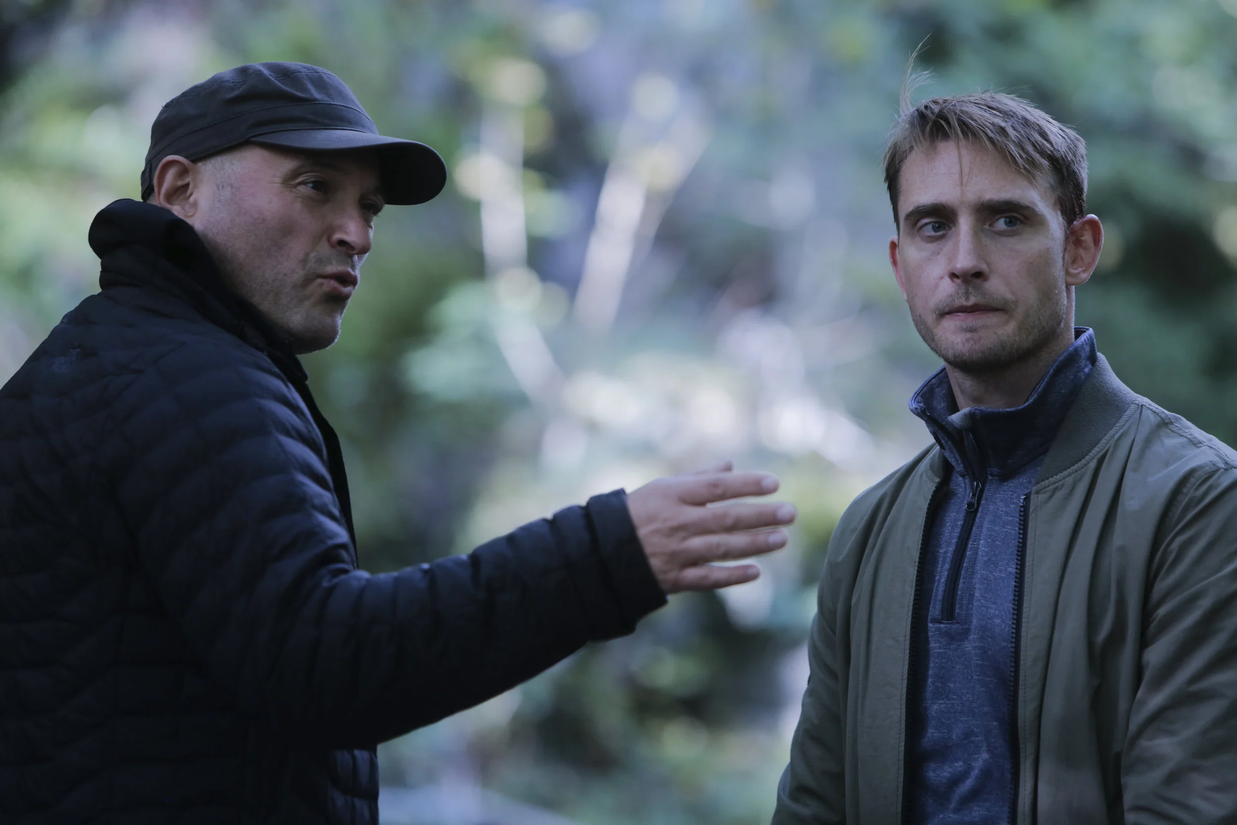 Trig Diesen (left) directing Lars Berge on the set of Wisting (2018). Photo: Trygve Indrelid