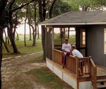 2323-large_BayCottageExteriorsmall.jpg