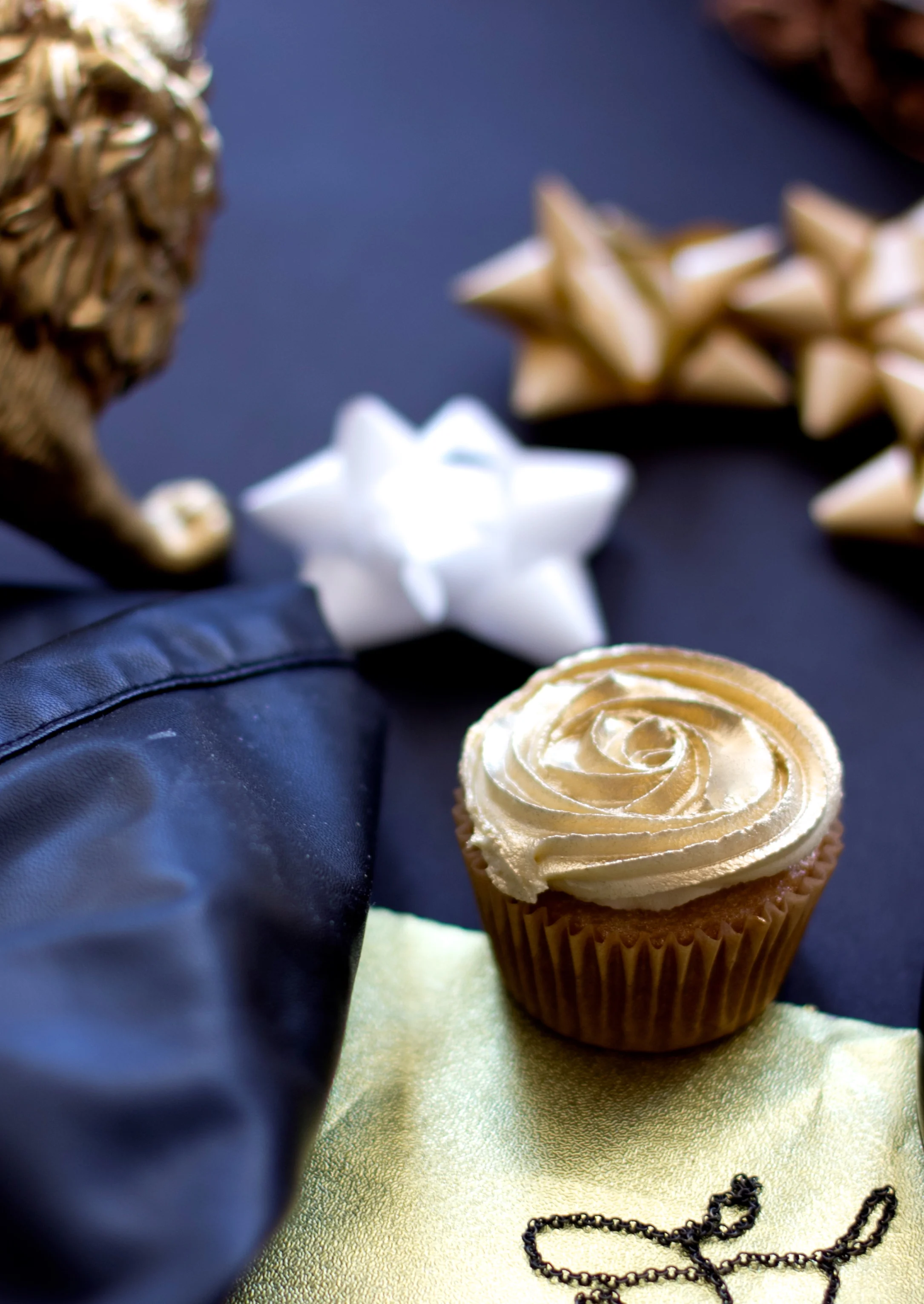 Orange Blossom Saffron Cupcakes