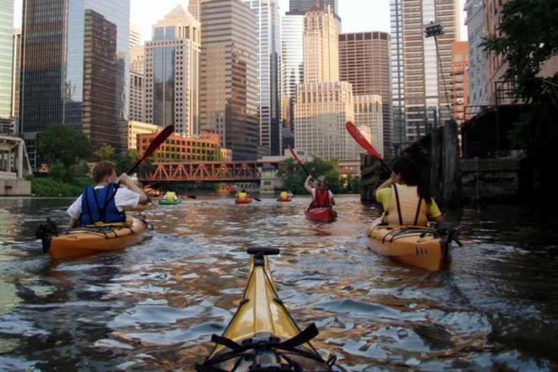 chicago-kayak.jpg