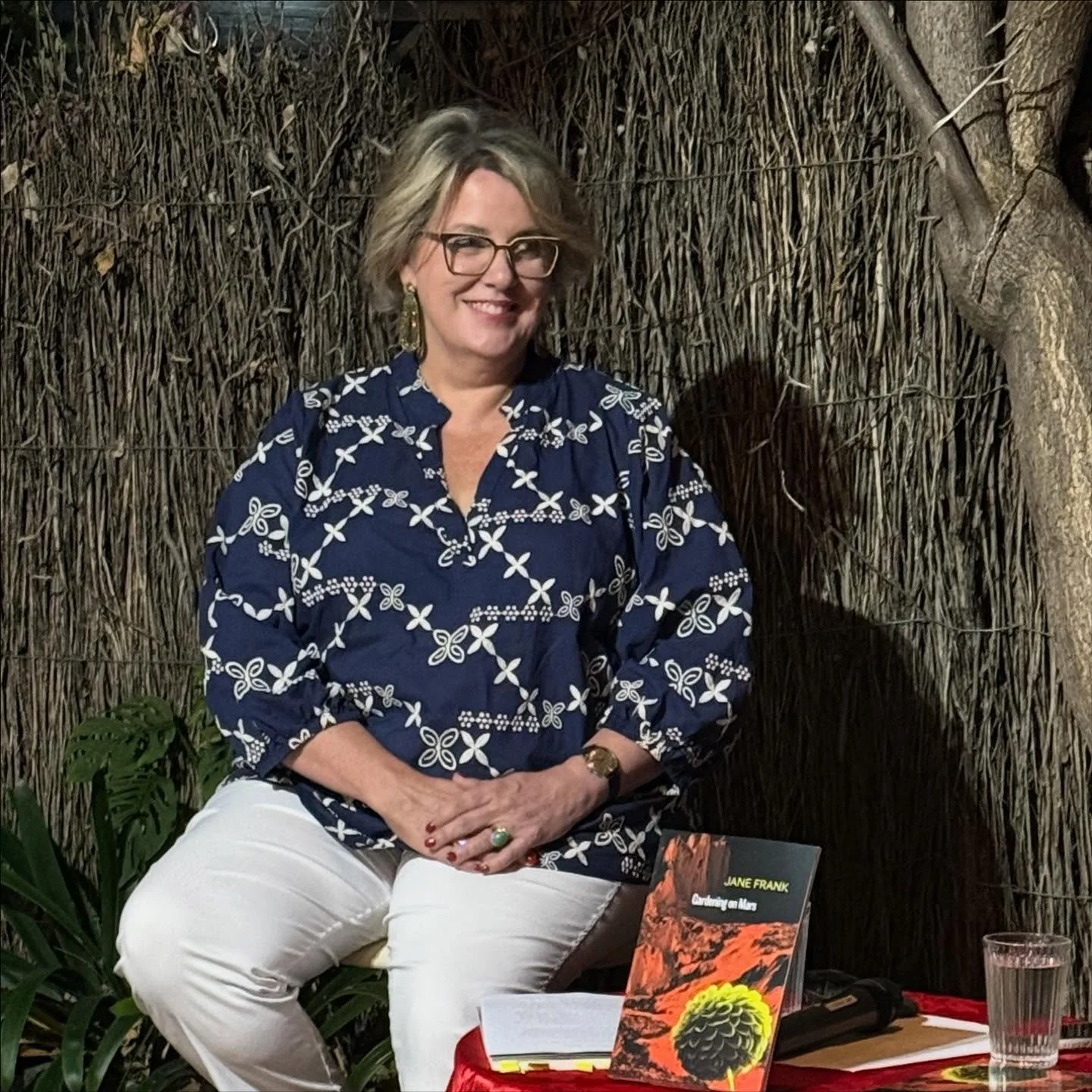 A fantastic night of poetry @avidreader last night with @janeelizabethfrank speaking with @damon_obrien about her new collection GARDENING ON MARS published by @shearsmanbooks. The poems weave thoughts about art, family, nature and yes, even gardenin