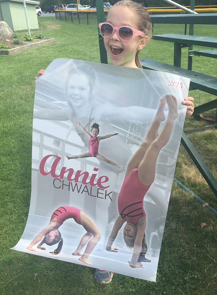 annie-hold-poster.jpg
