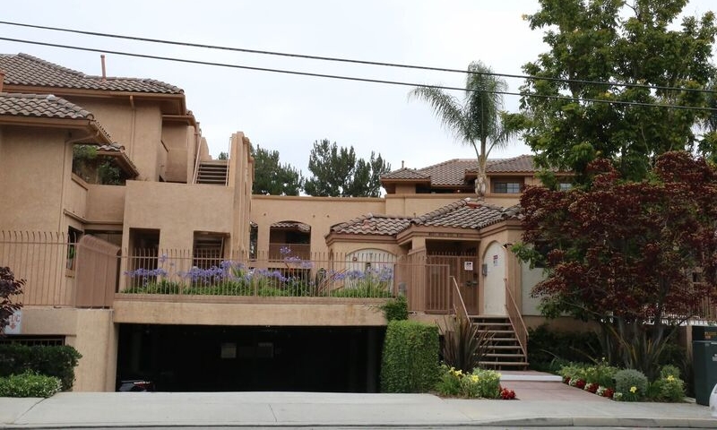 4121 Hathaway.jpg