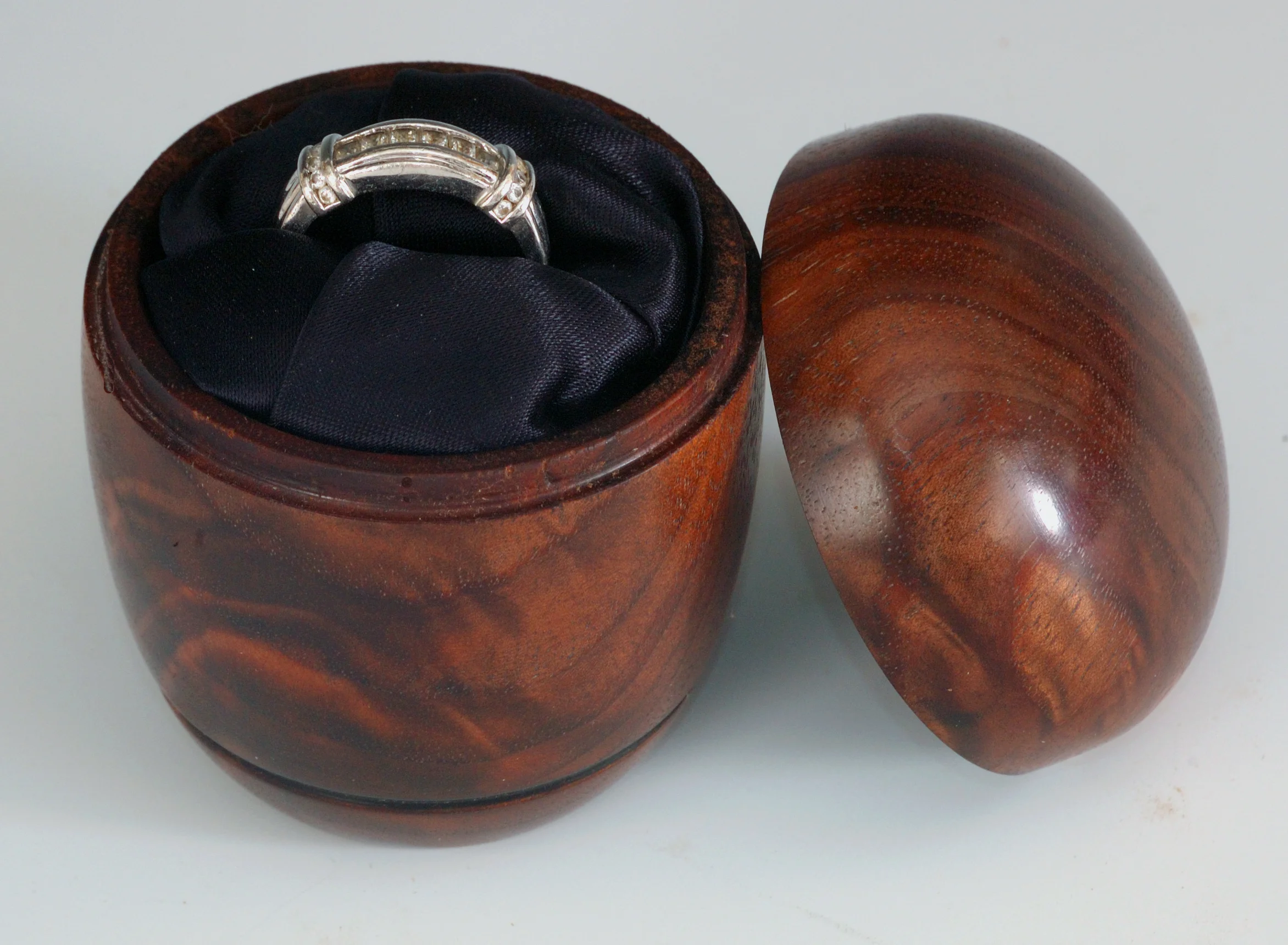 Walnut engagement ring box