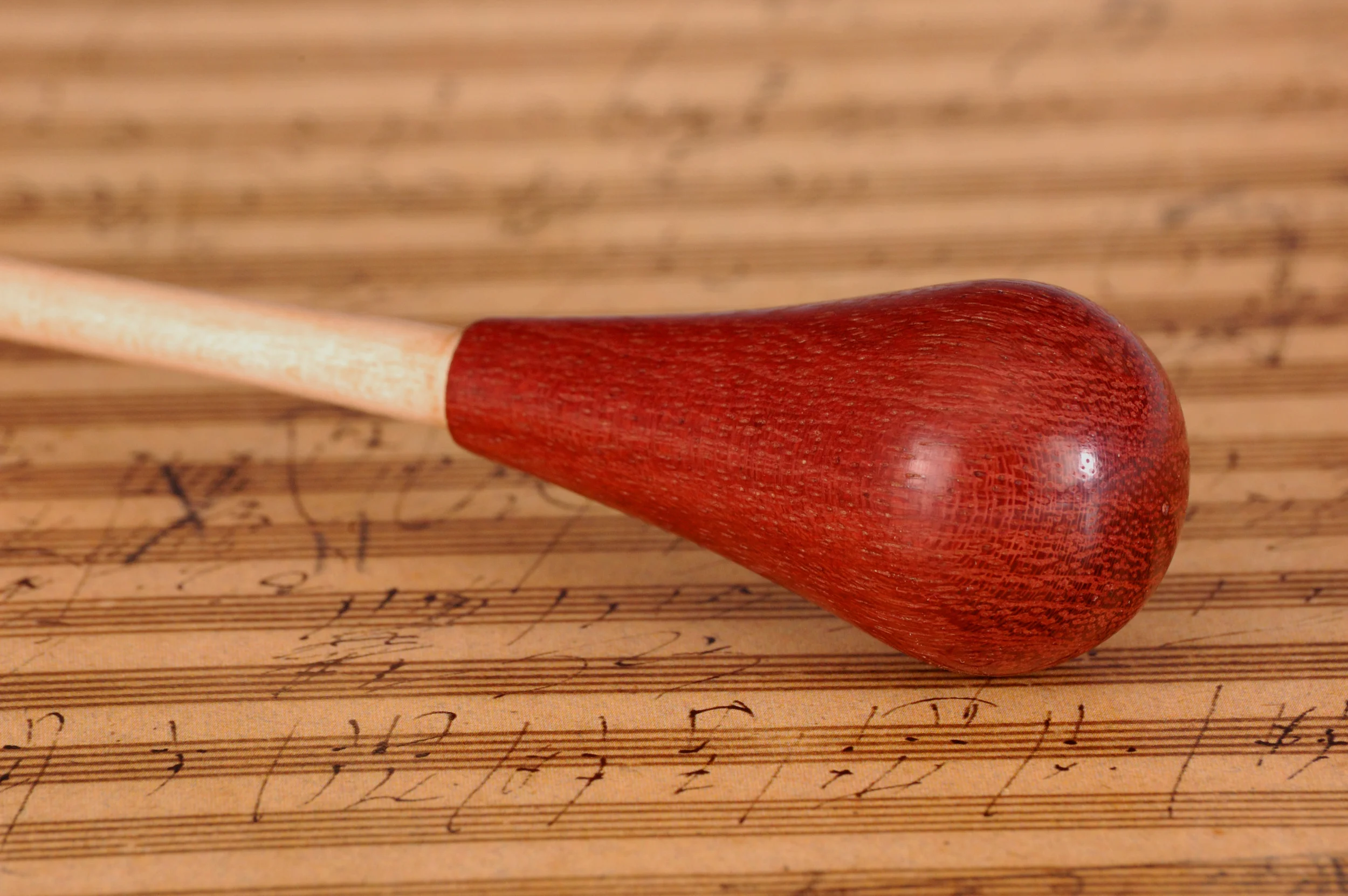 Pear grip.&nbsp; This one is bubinga and birch - and is the one being used in the video below. 
