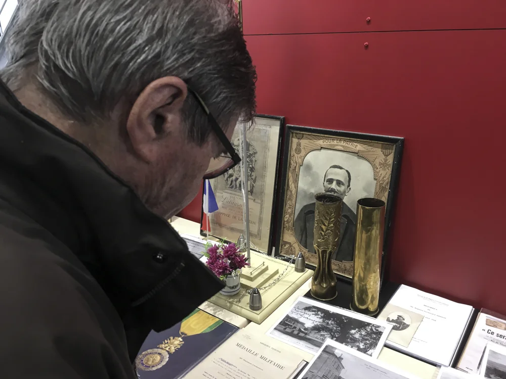 Taking in WWI memorabilia in Jurançon.