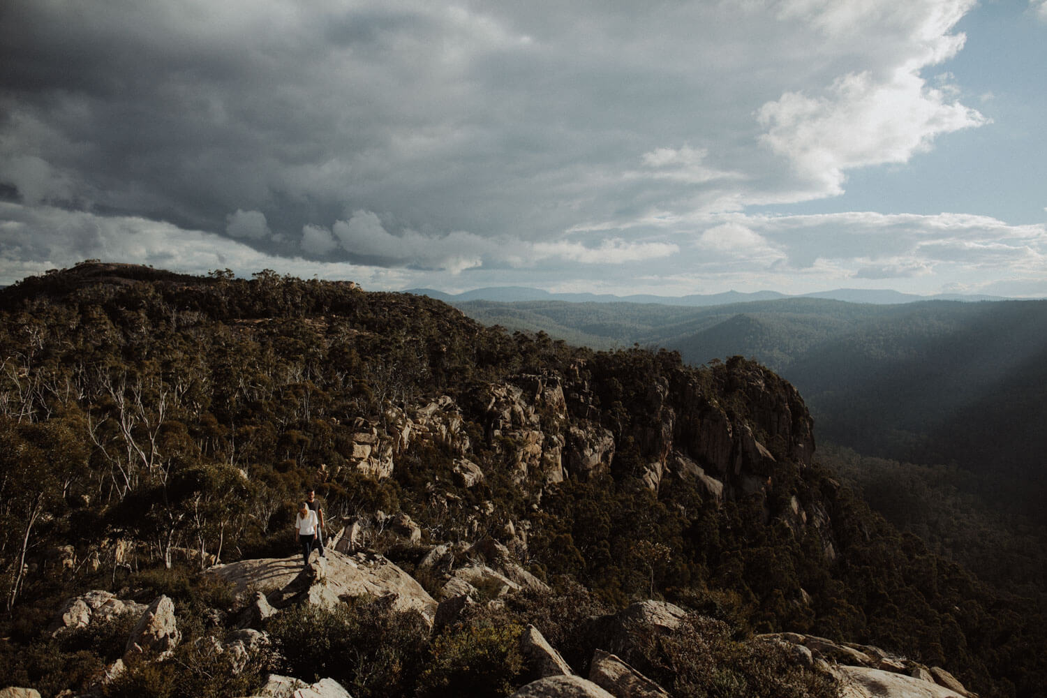 booroomba-rocks-engagement_019(4612).jpg