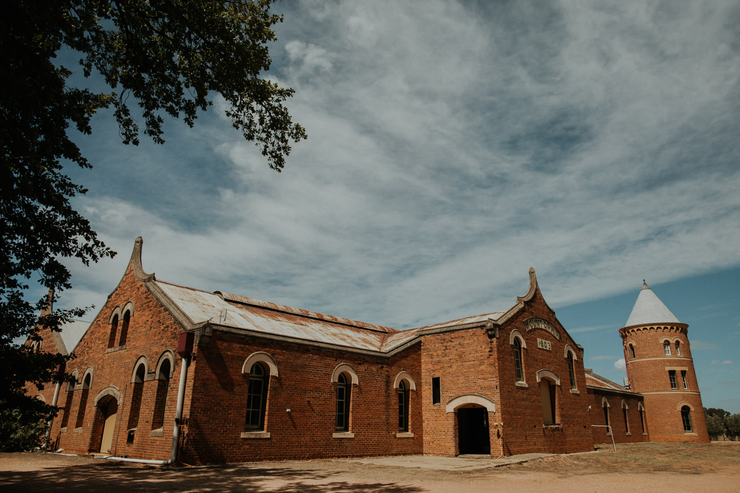 mount-ophir-rutherglen-wedding-til-death_030(1670).jpg