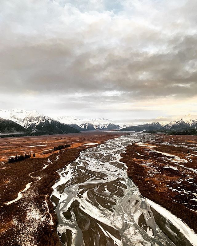 The mighty Copper River Delta. It gives, it turns, it moves, it feeds. We are thankful for all that she is.
.
.
#alaska #sharingalaska #alaskagrown #princewilliamsound #copperriver