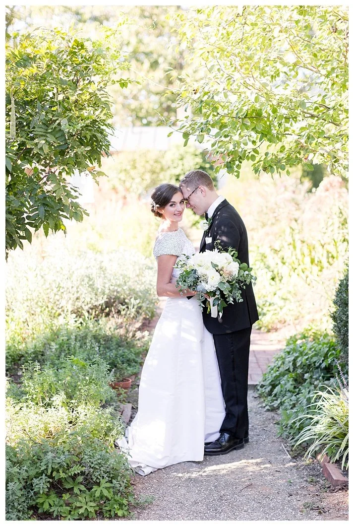 historic-oatlands-leesburg-wedding-84_WEB-1.jpg