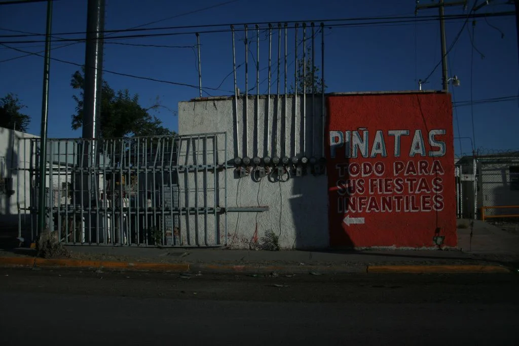 Pinatas, 2006