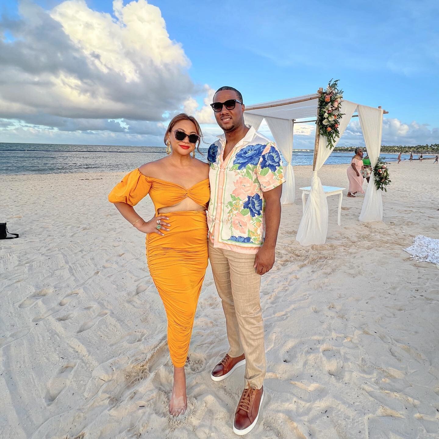 Wedding SZN. The reason we came. Congratulations @prettygirlbee + @thebrandon.hall . Such a beautiful wedding week celebrating with y&rsquo;all!💍🤍🏝

#initforthelonghall #wedding #puntacana #love #family