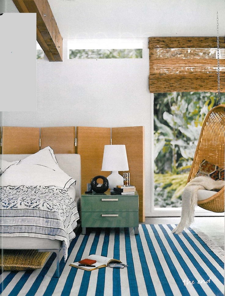a hanging chair perfect for those lazy afternoons curled up with your favourite book. My favourite feature of the the roo is the screen placed behind the bed and used as a bedhead. Perfect!