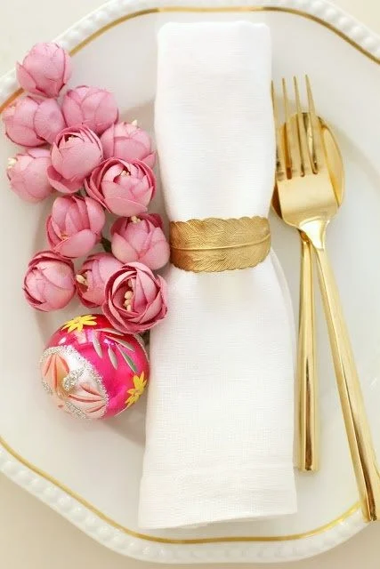 Gold, White & Pink Peony. Perfect for your next dinner party!