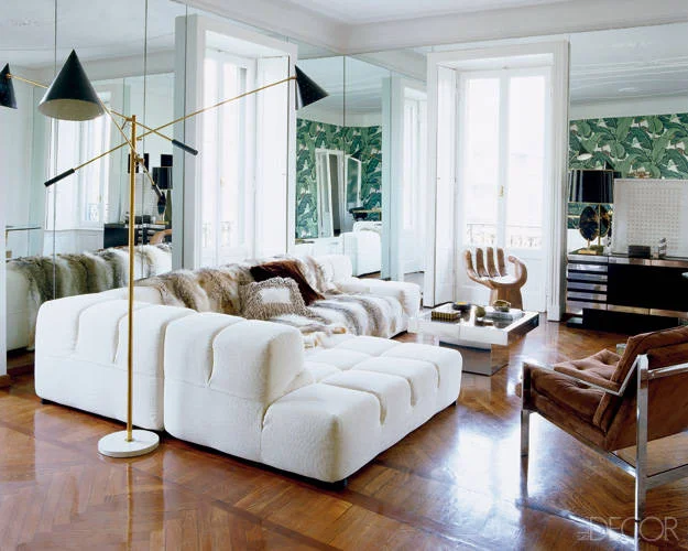 The living area was was renovated by architect Matteo Bermani and decorated by Nate Berkus.
