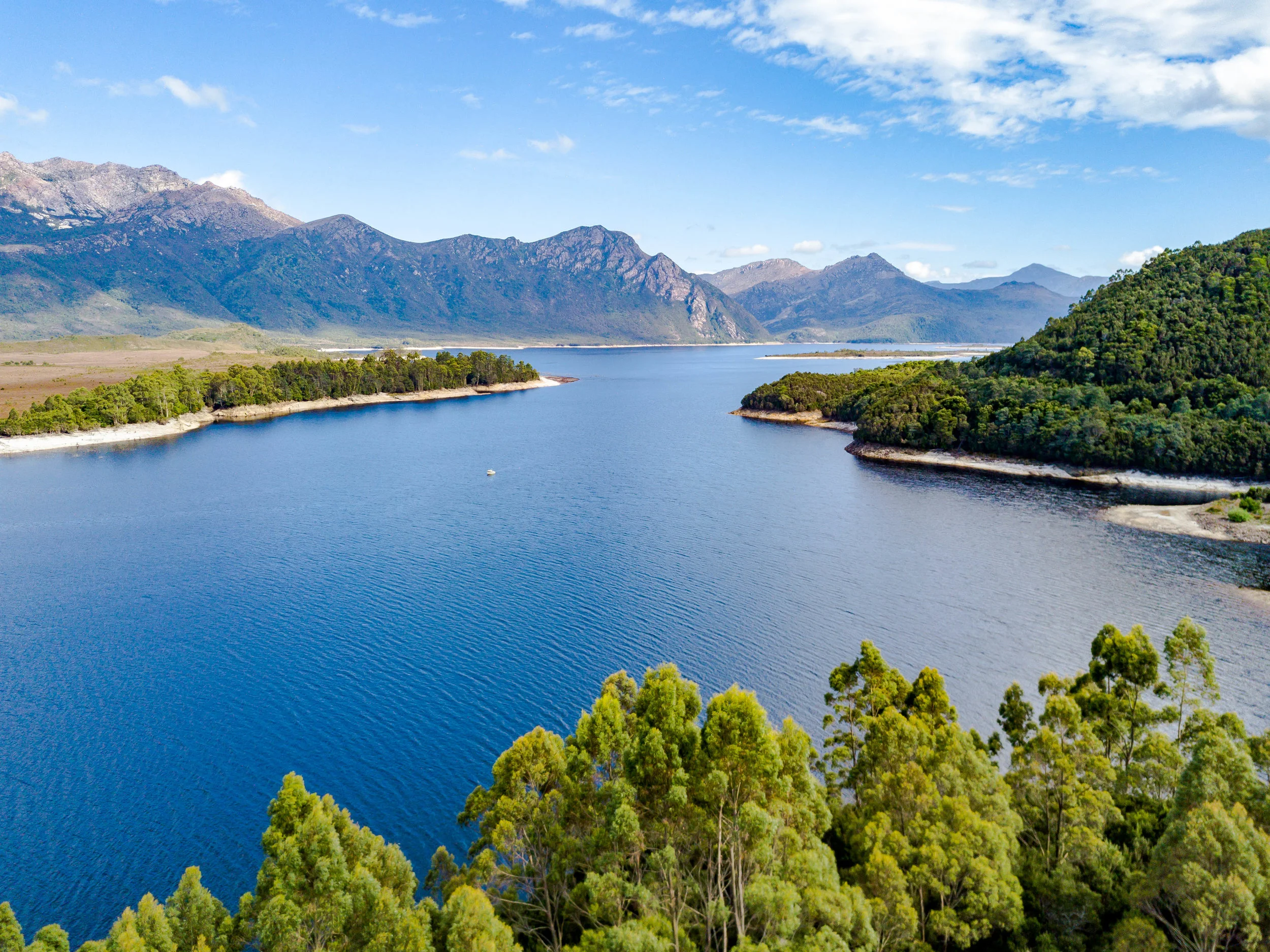 Wilderness, Lake Burbury, Tasmania