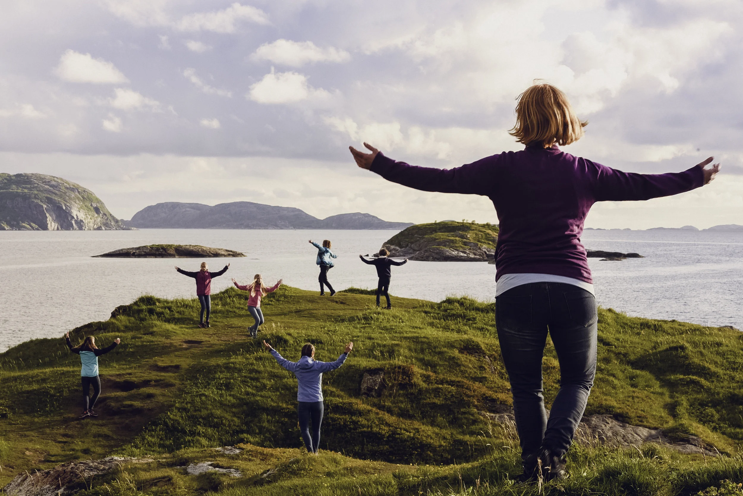 Frå innspeling i vakker natur i Bodø. Foto: Anne Marte Før/Lukkeleik