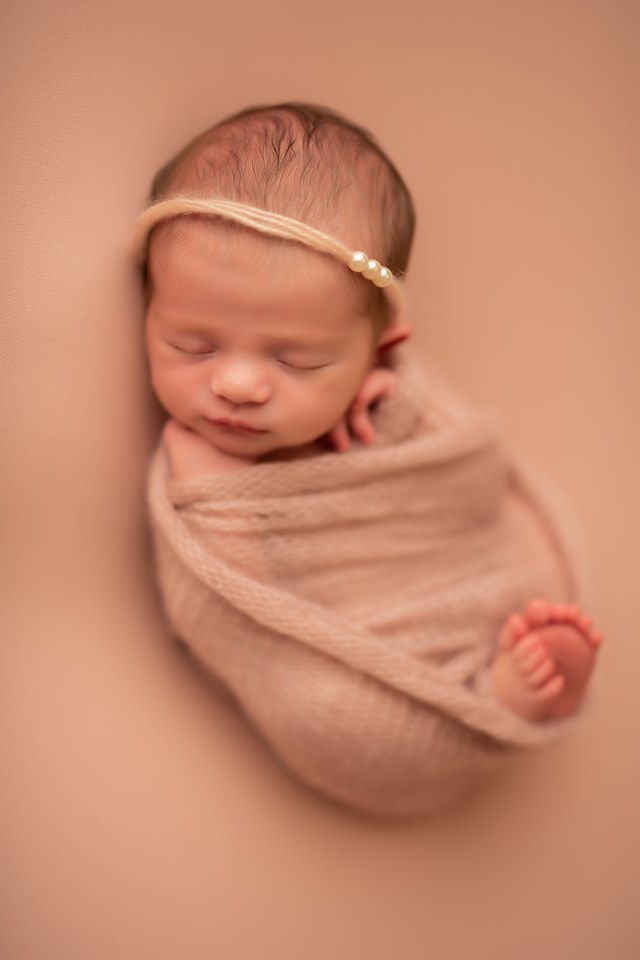 best newborn photographers in topeka ks