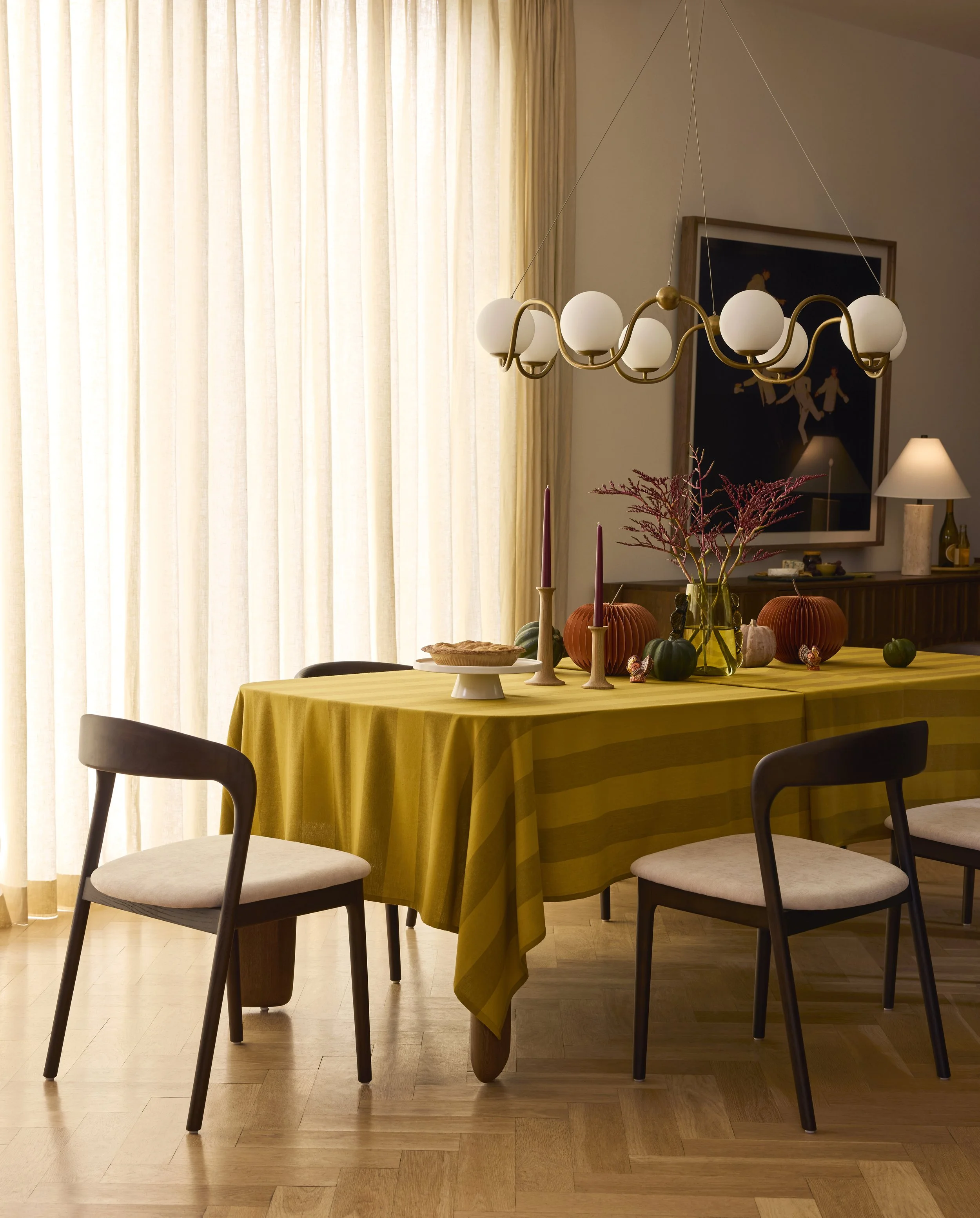  Photography by: Alpha Smoot / Art Direction: Jessica Ginsberg / Styling by: Elizabeth MacLennan + Rebecca Gotz + Olivia Giacobbe 