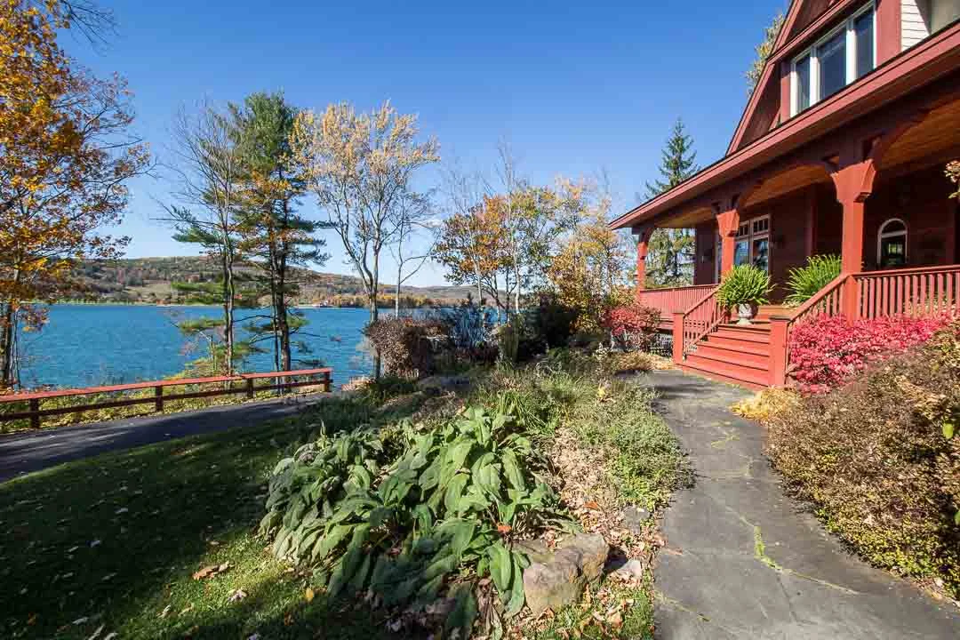 EAP_MariaBarr_72LakeviewDrN_MLS-20.jpg