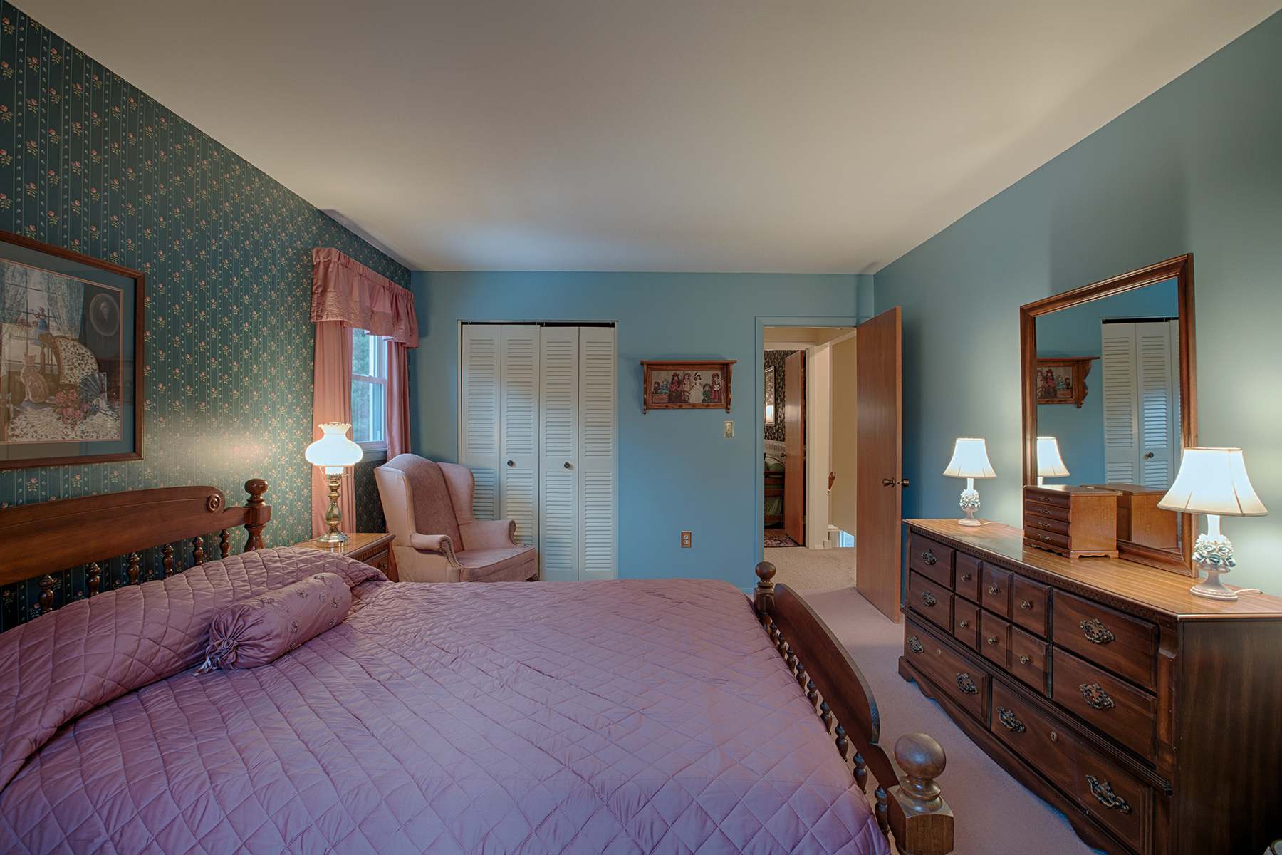 020 EAP Maria Barr 10 Lexington Rd Saratoga Springs crest 19.jpg