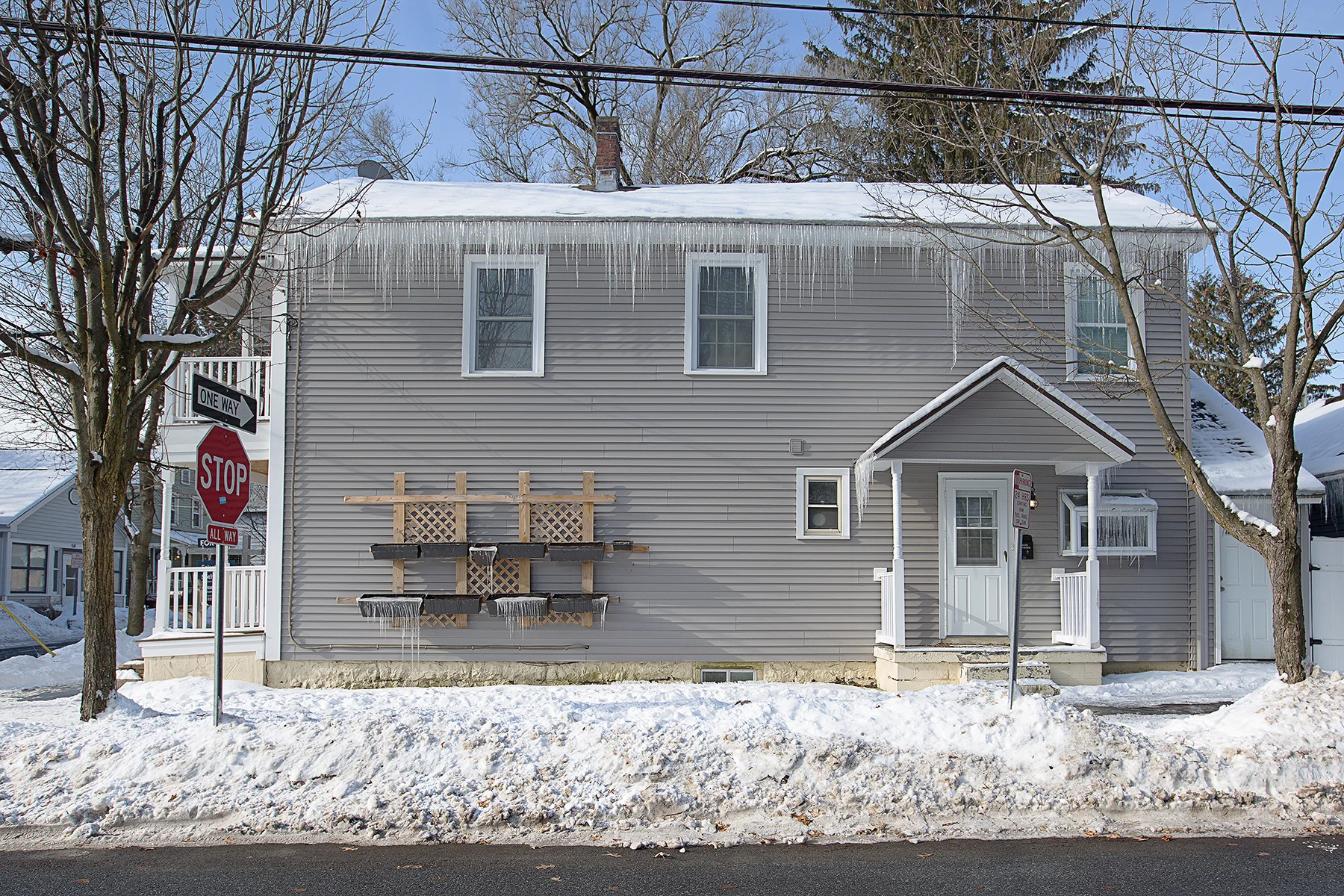 013 EAP Maria Barr 53 Ash Street Saratoga Springs-30.jpg