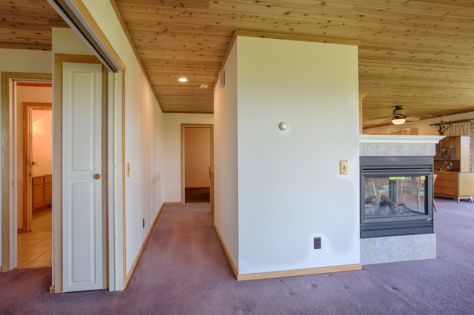 011-341 Carrera Ln-10.jpg