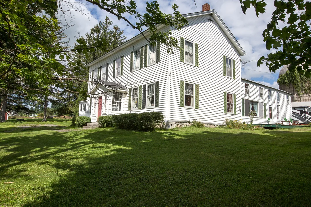 EAP 5573 Hwy 20 East Springfield Maria Barr-14 (1).jpg