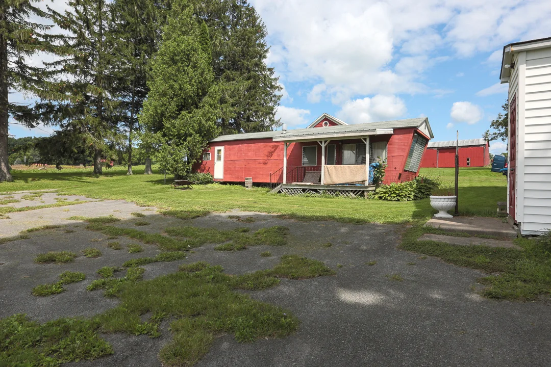 EAP 5573 Hwy 20 East Springfield Maria Barr-18.jpg
